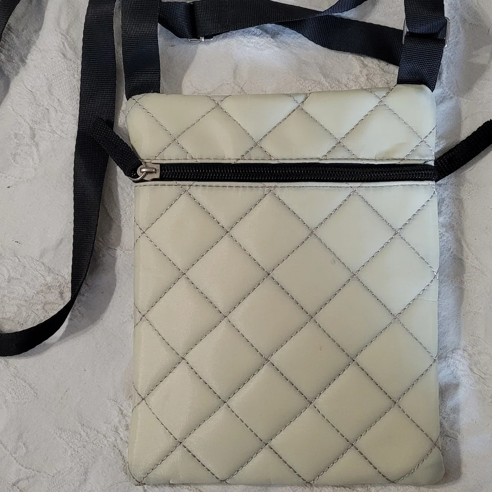 COPY - QUILTED  BEIGE CROSSBODY BAG - Picture 2 of 6